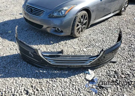 2017 Genesis G80 Base from USA, damaged, VIN KMHGN4JE7HU171393